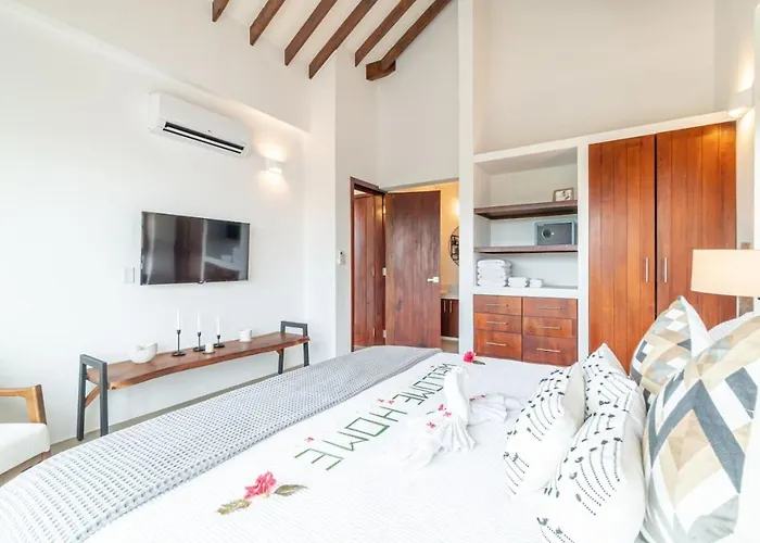 Villa Tranquility And Mistico Club Boat Shuttle *